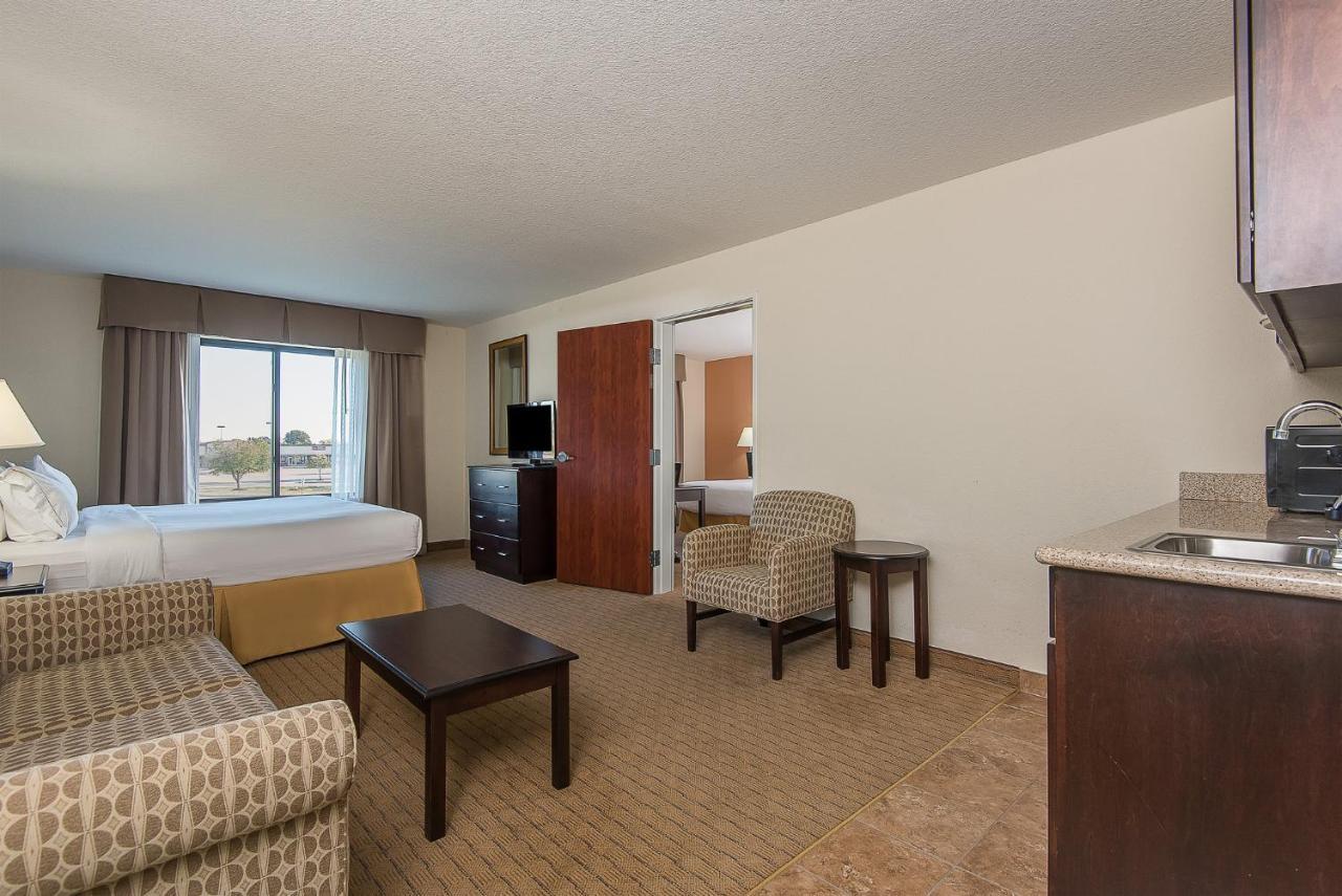 Holiday Inn Express And Suites Lafayette East By Ihg Eksteriør bilde