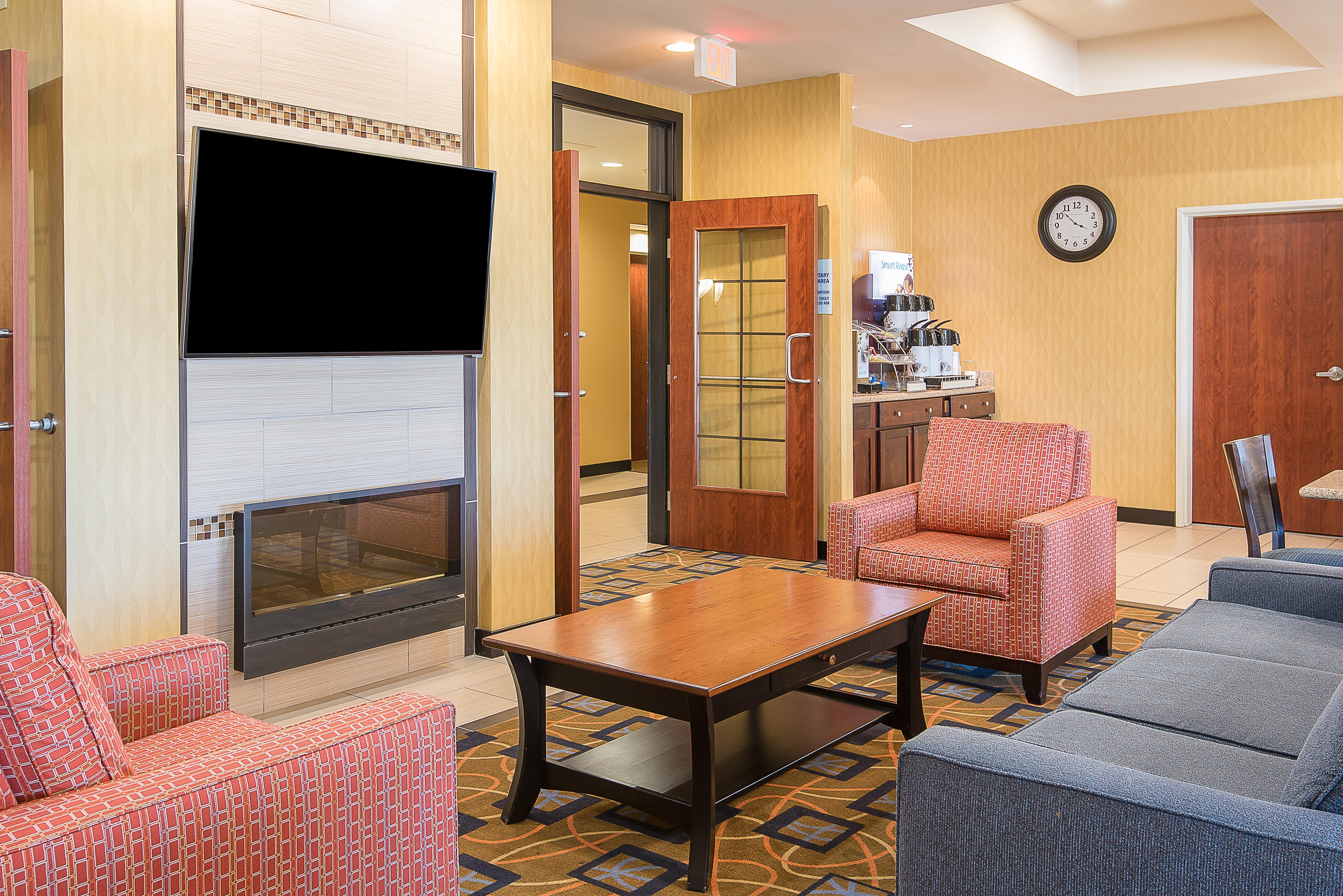 Holiday Inn Express And Suites Lafayette East By Ihg Eksteriør bilde