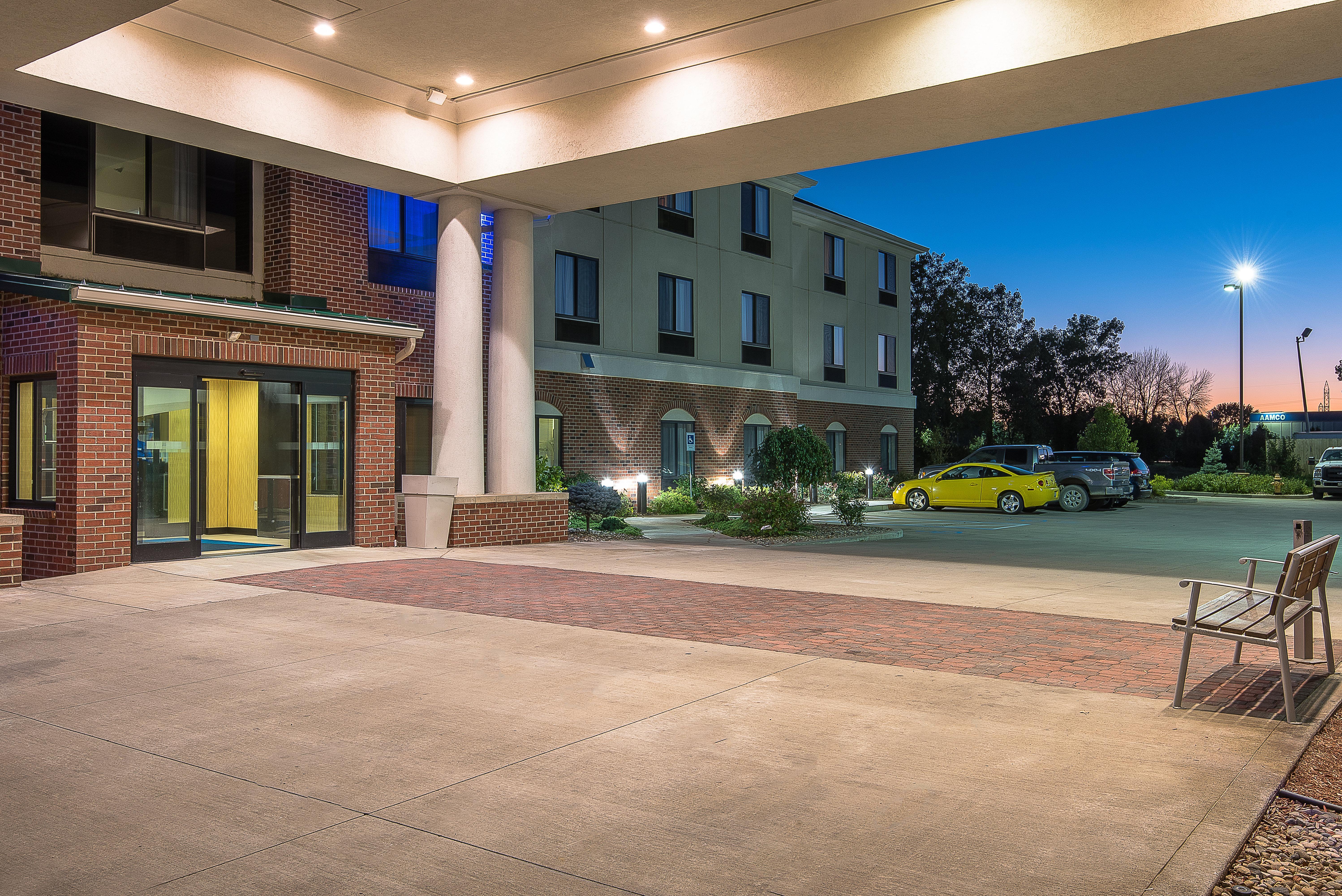Holiday Inn Express And Suites Lafayette East By Ihg Eksteriør bilde
